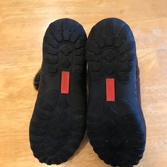 Khombu Lindsey Boots - Picture 6 of 8